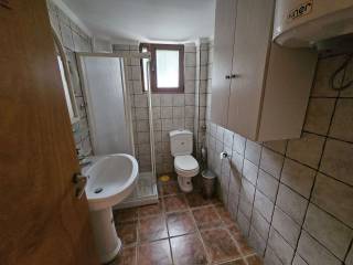 To mpanio toy xenona sto isogeio