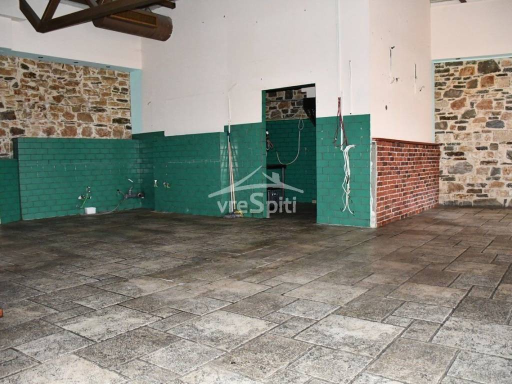 ΕΣΩΤΕΡΙΚΗ ΑΠΟΨΗ ΤΟΥ ΚΑΤΑΣΤΗΜΑΤΟΣ