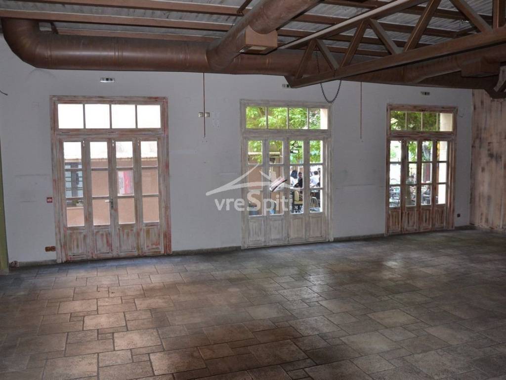 ΕΣΩΤΕΡΙΚΗ ΑΠΟΨΗ ΤΟΥ ΚΑΤΑΣΤΗΜΑΤΟΣ