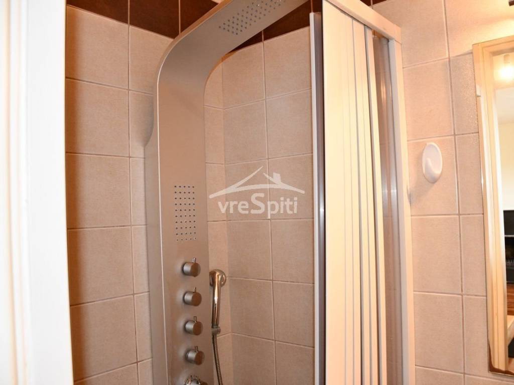 ΜΠΑΝΙΟ ΙΣΟΓΕΙΟΥ