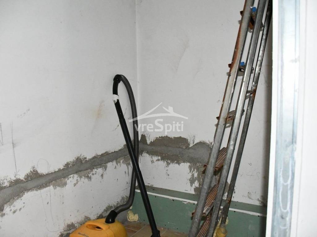 ΜΠΑΝΙΟ ΥΠΟΓΕΙΟΥ