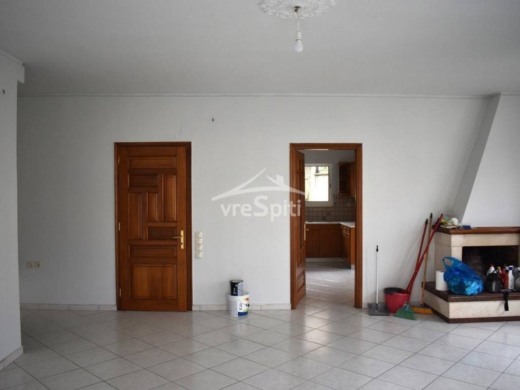 ΑΠΟΨΗ ΚΑΘΙΣΤΙΚΟΥ-ΤΖΑΚΙ-ΕΙΣΟΔΟΣ