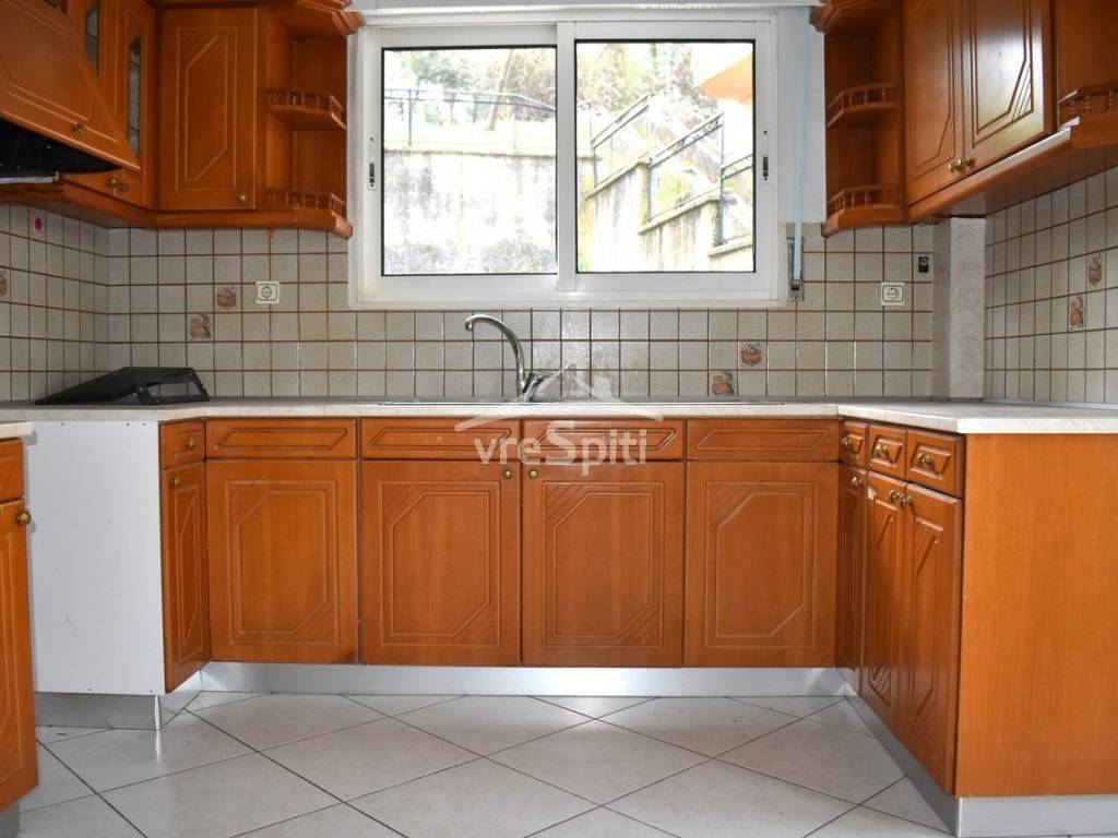 ΚΟΥΖΙΝΑ-ΞΕΧΩΡΙΣΤΟΣ ΧΩΡΟΣ