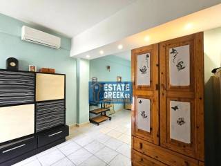 ★ Τιμή με ίντερνετ-νερό-κοινόχρηστα ★ πλήρως επιπλωμένη ★ Χωρίς κουζίνα