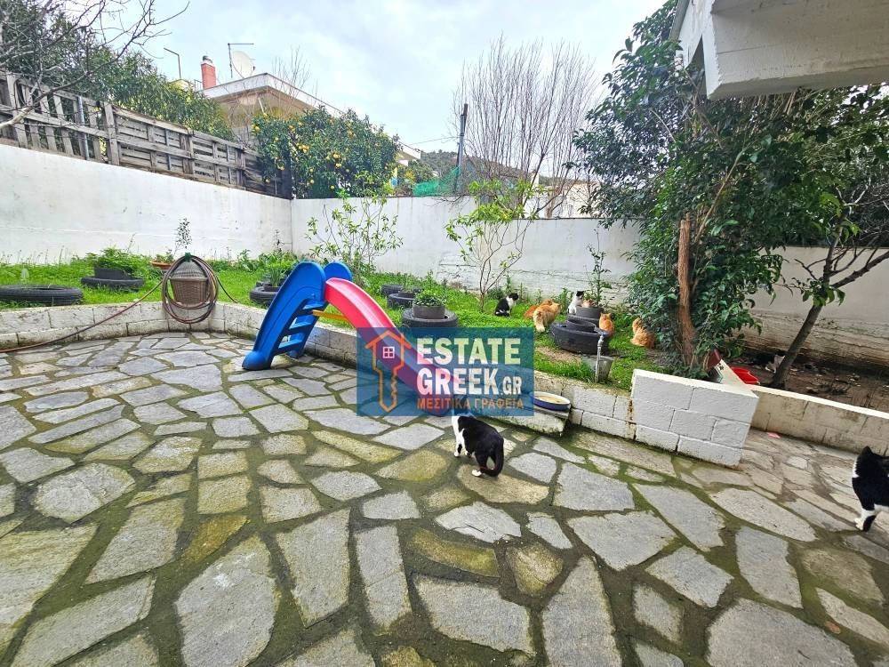 ★ Τιμή με ίντερνετ-νερό-κοινόχρηστα ★ πλήρως επιπλωμένη ★ Χωρίς κουζίνα