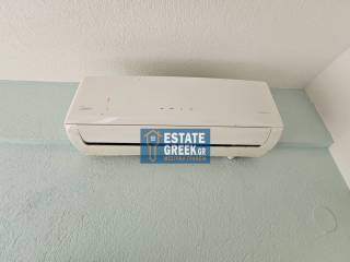 ★ Τιμή με ίντερνετ-νερό-κοινόχρηστα ★ πλήρως επιπλωμένη ★ Χωρίς κουζίνα