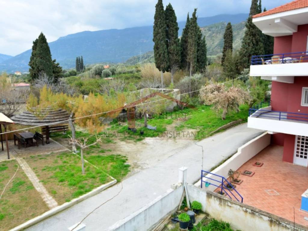 Θέα από μπαλκόνι