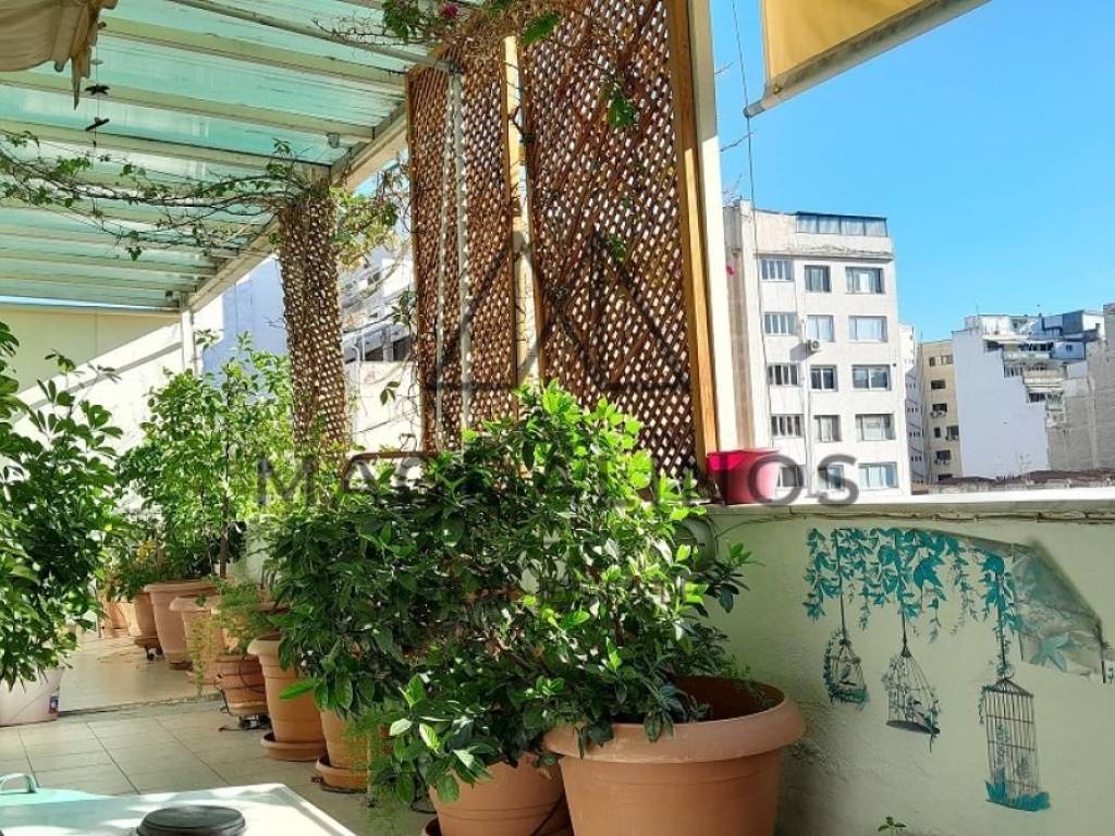 Θέα από μπαλκόνι