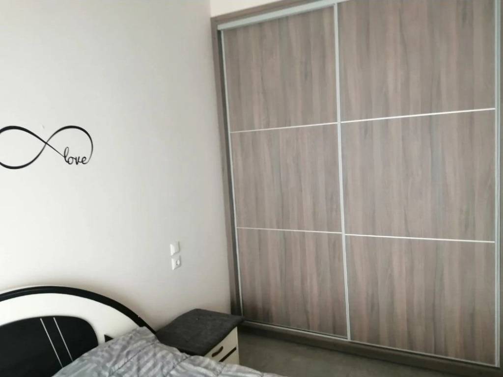 ΕΝΤΟΙΧΙΣΜΕΝΗ ΝΤΟΥΛΑΠΑ