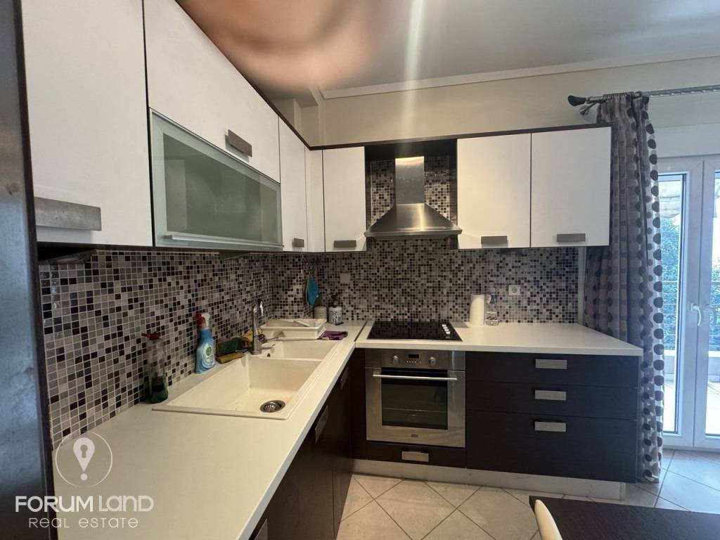 Forumland Real Estate, Σαλοκουζίνα