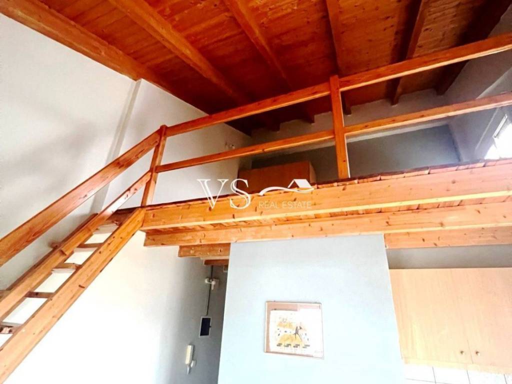 Σαλοκουζίνα