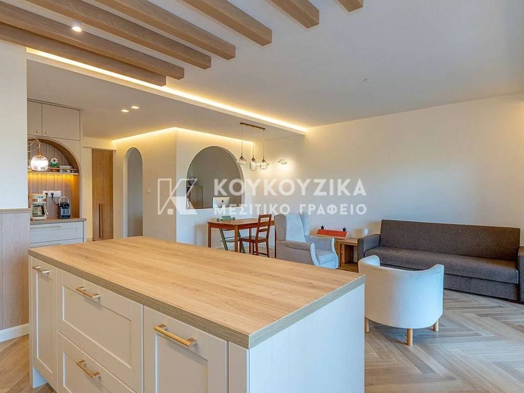 Σαλοκουζίνα