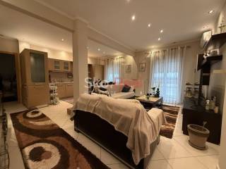 Σαλοκουζίνα