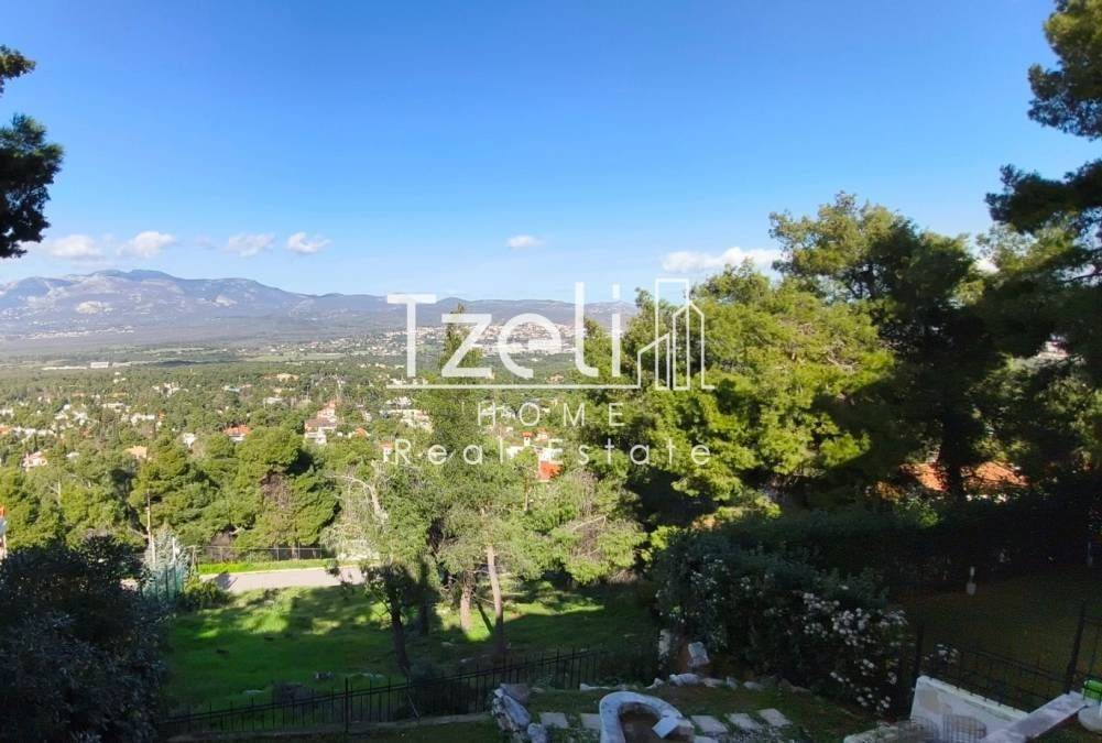 Θέα απο μπαλκόνι