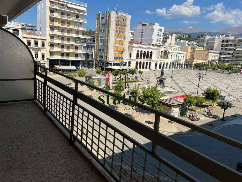 Θέα απο μπαλκόνι