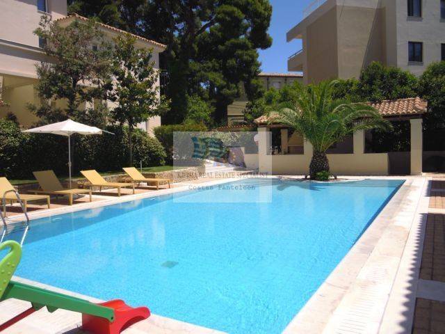 COMMON SWIMMING POOL