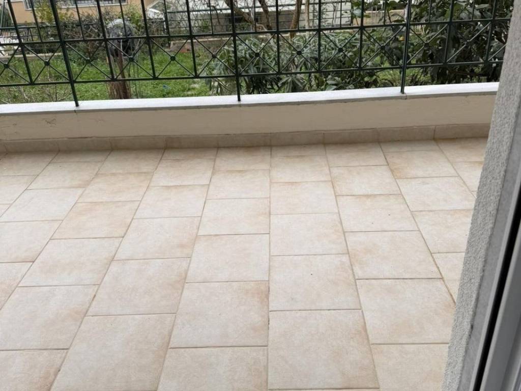 Forumland Real Estate, Βεράντες