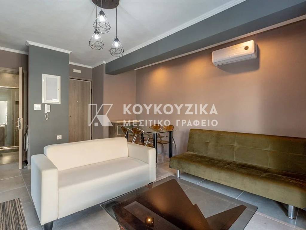 Σαλοκουζίνα