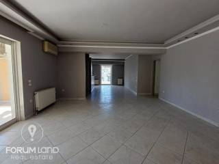 Forumland Real Estate, Σαλόνι με τζάκι