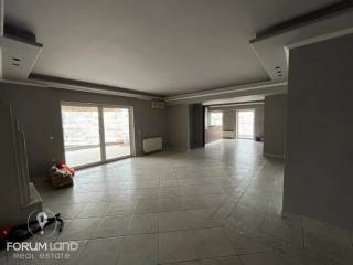 Forumland Real Estate, Σαλόνι με τζάκι