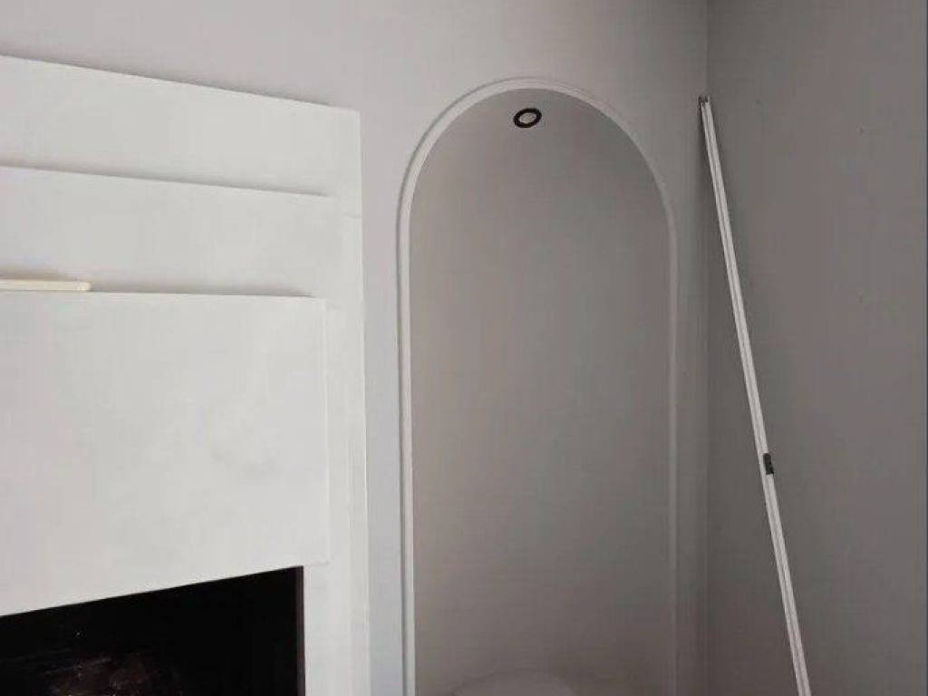 Forumland Real Estate, Σαλόνι με τζάκι