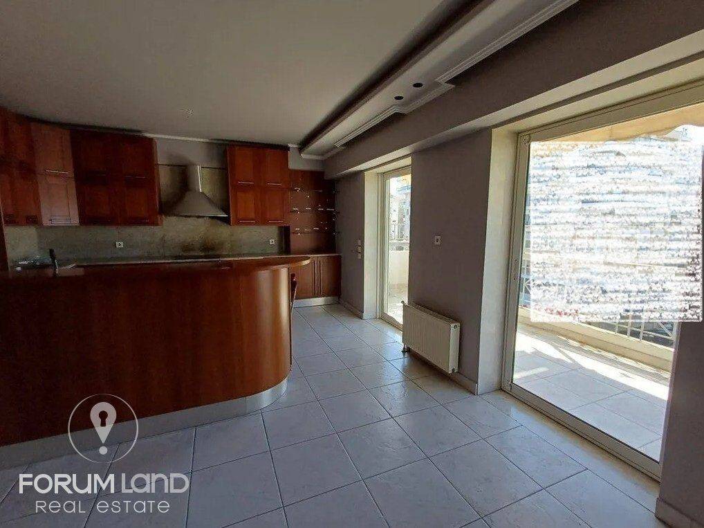 Forumland Real Estate, Σαλοκουζίνα