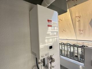 Forumland Real Estate, Berantes