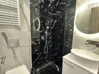 Forumland Real Estate, Mpanio