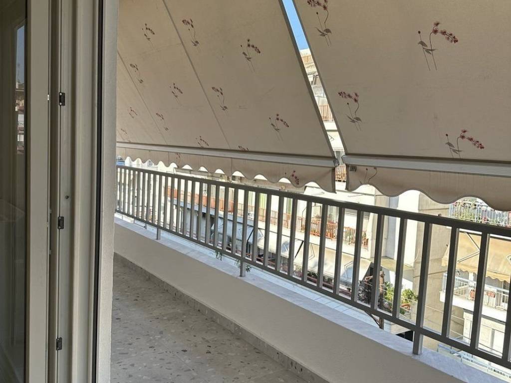 Forumland Real Estate, Berantes