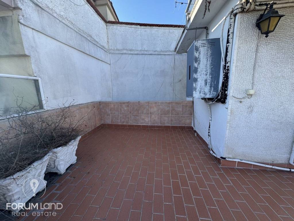 Forumland Real Estate, Βεράντες