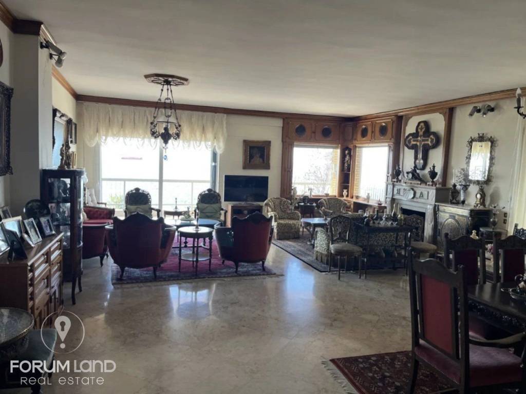 Forumland Real Estate, Σαλόνι με τζάκι