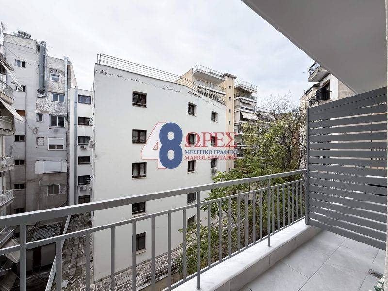 Θέα από μπαλκόνι