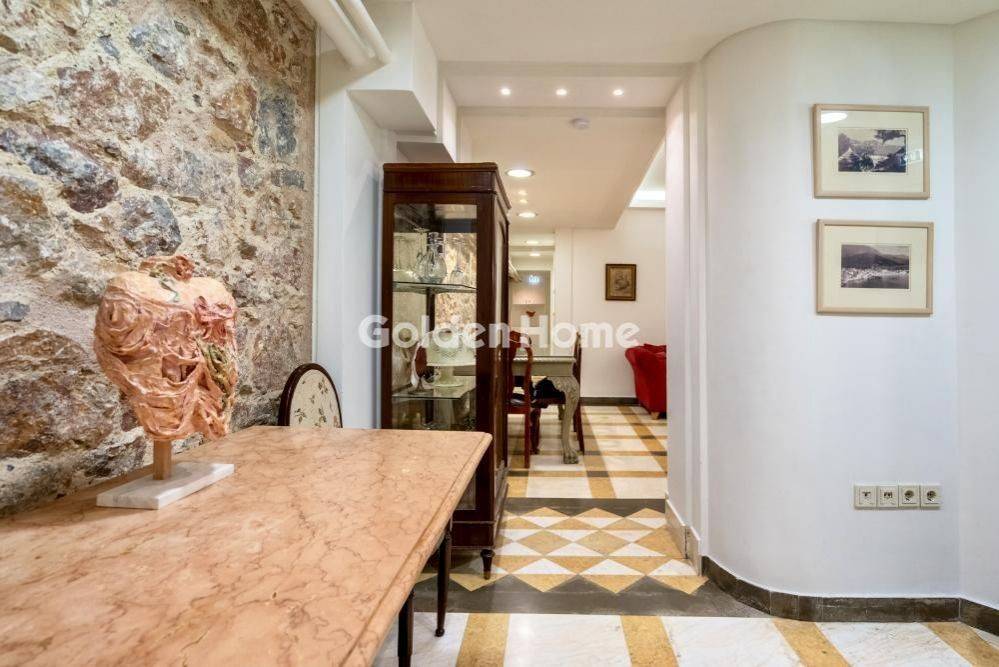 Χολ - Διάδρομος