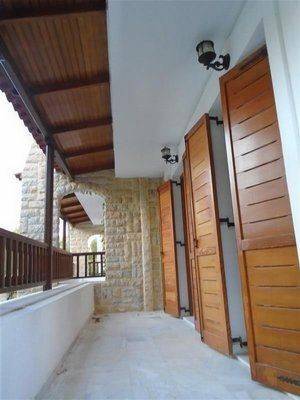 Μπαλκόνι ευρύχωρο