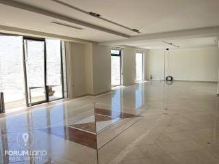 Forumland Real Estate, Εσωτερική όψη