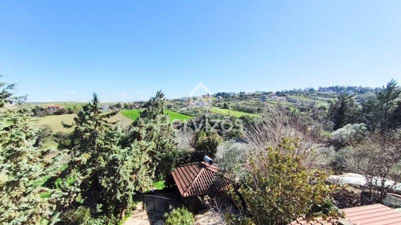 Θέα από μπαλκόνι