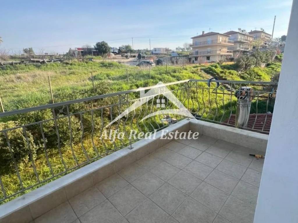 Θέα από μπαλκόνι