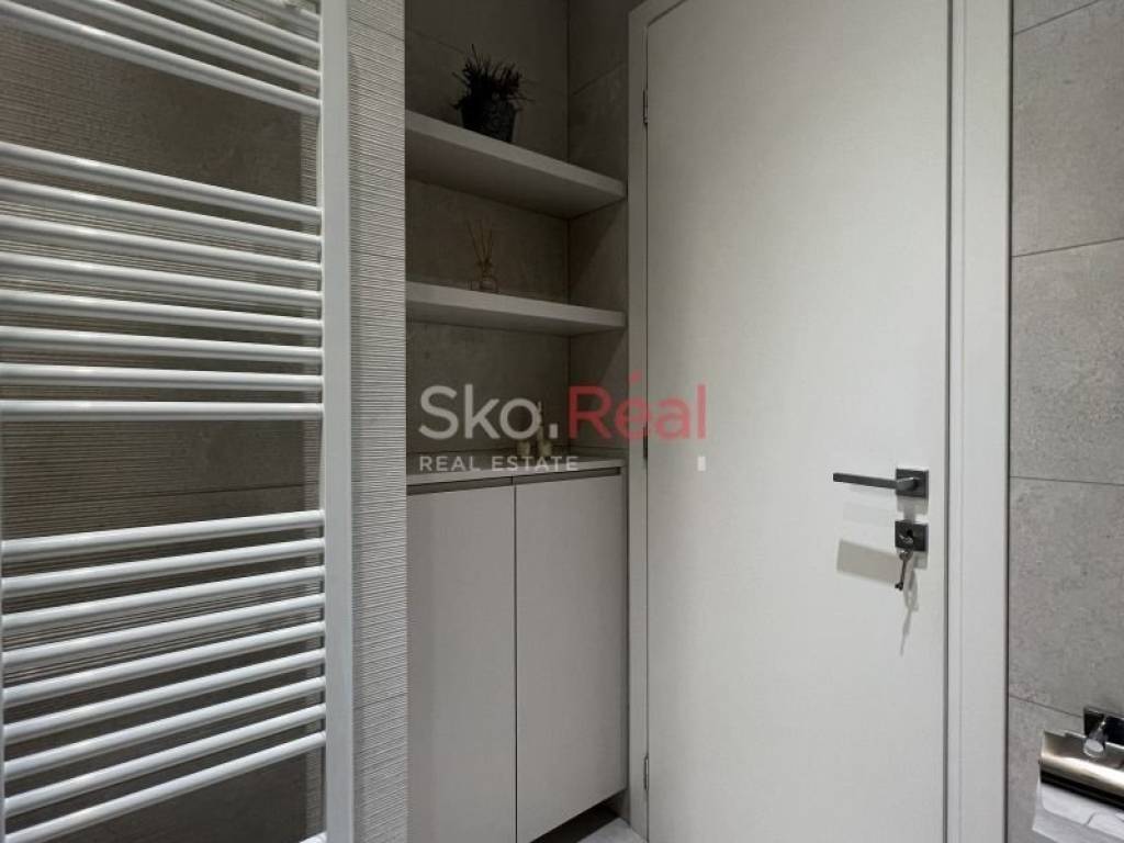 Μπάνιο,Master Δωμάτιο