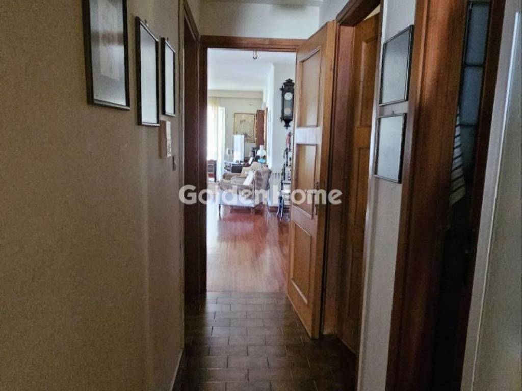 Χολ - Διάδρομος