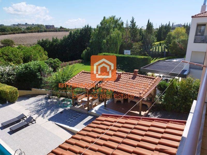 Θέα από μπαλκόνι