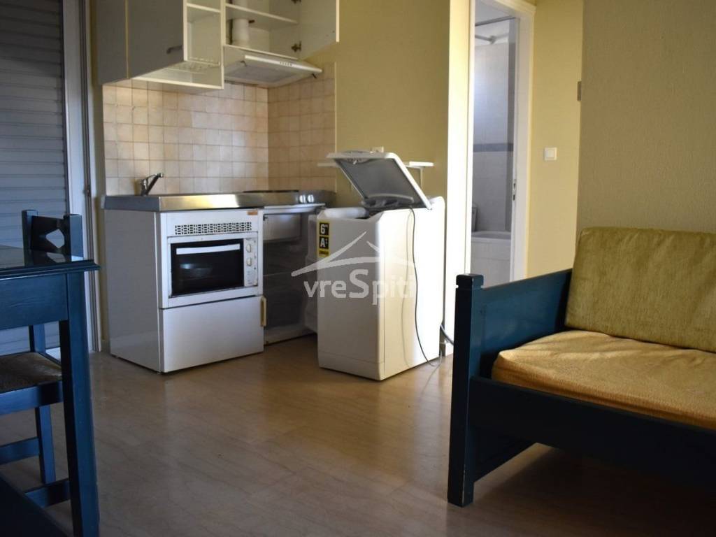 ΑΠΟΨΗ ΚΟΥΖΙΝΑΣ-ΜΙΚΡΟΥ ΚΑΘΙΣΤΙΚΟΥ