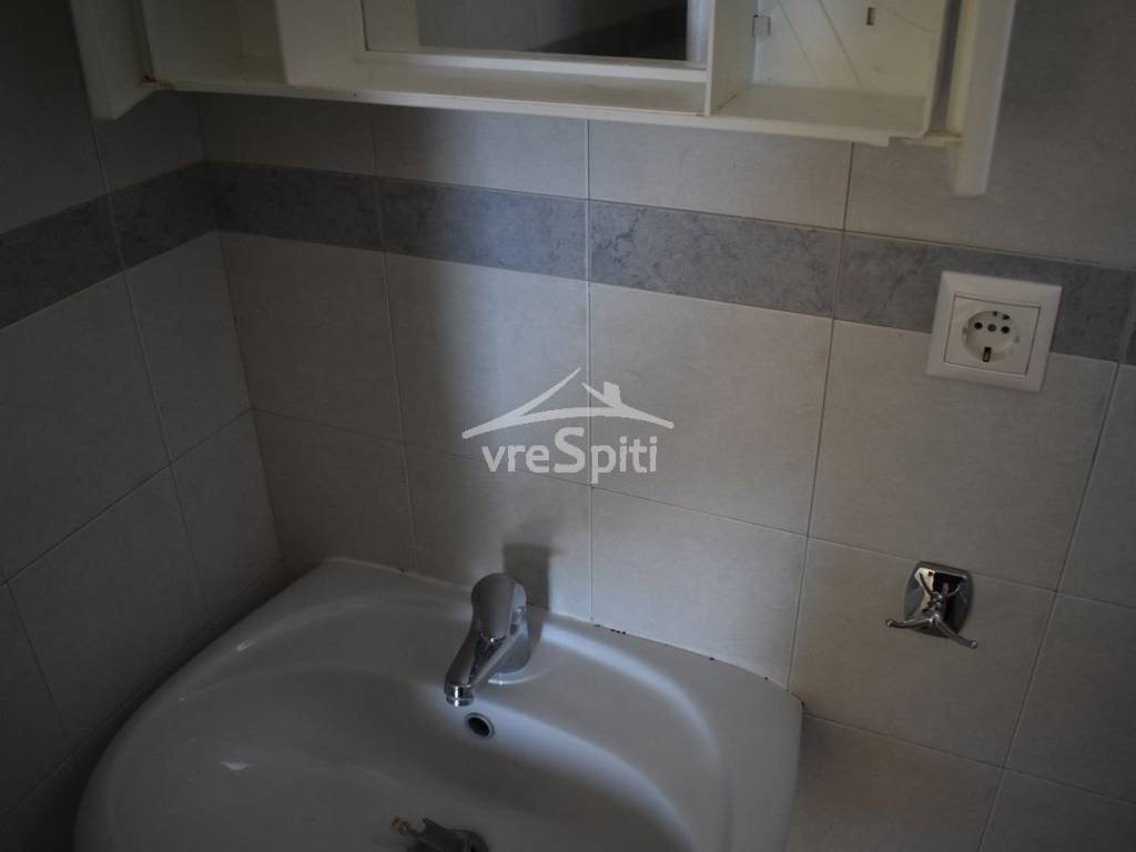 ΑΠΟΨΗ ΛΟΥΤΡΟΥ