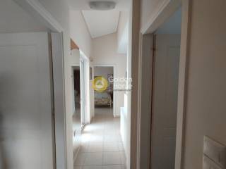 Χολ - Διάδρομος