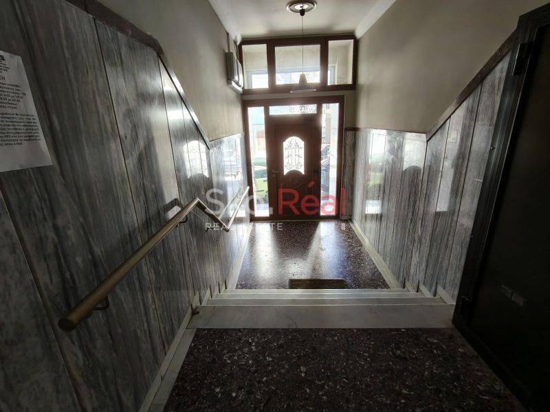 Είσοδος οικοδομής