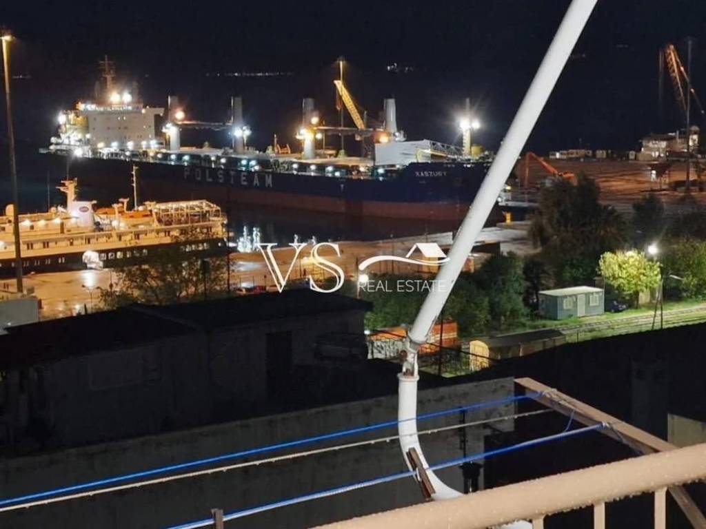 Θέα απο μπαλκόνι