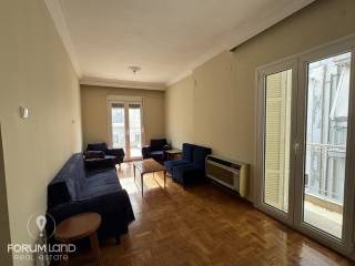 Forumland Real Estate, Σαλόνι