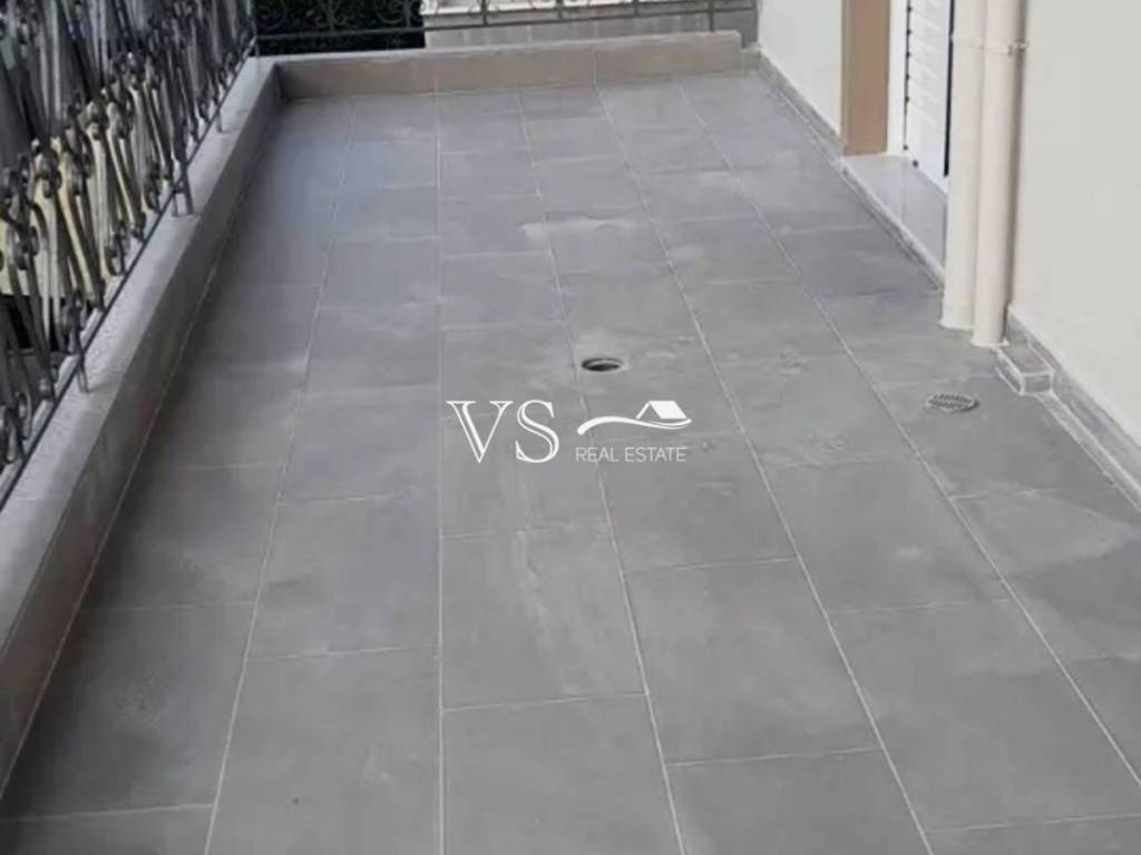 Θέα απο μπαλκόνι