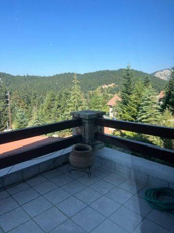 ΘΕΑ ΣΠΙΤΙΟΥ ΑΠΟ ΤΟ ΣΑΛΟΝΙ