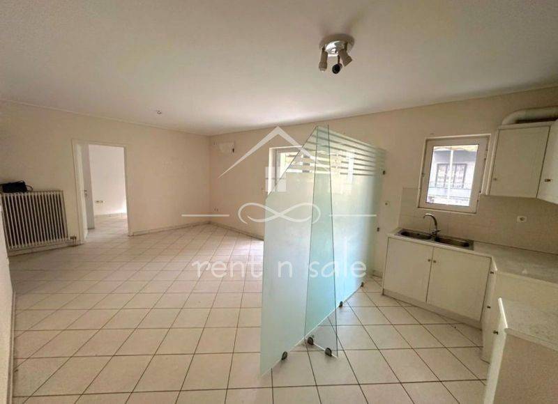 Σαλοκουζίνα