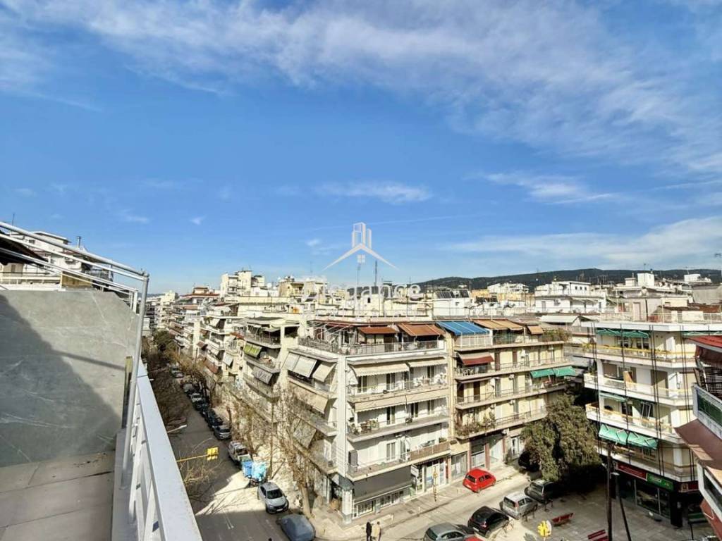 Θέα από μπαλκόνι